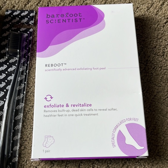 Extra Large FabFitFun Box Items New - Picture 4 of 8